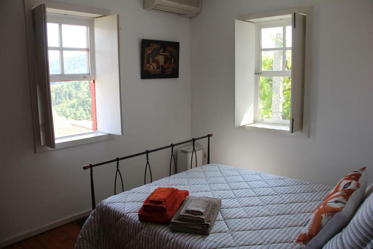 Casa Da Bichaca Guest House กัสเตโล เด ไปวา ภายนอก รูปภาพ